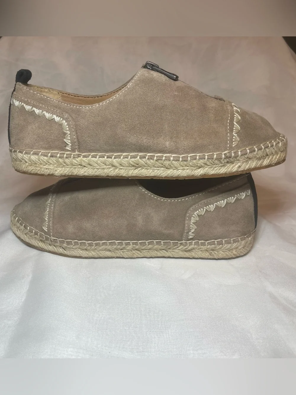 Patricia Nash Eva Taupe Suede Front Zip Espadrille Flat Shoes Size 9